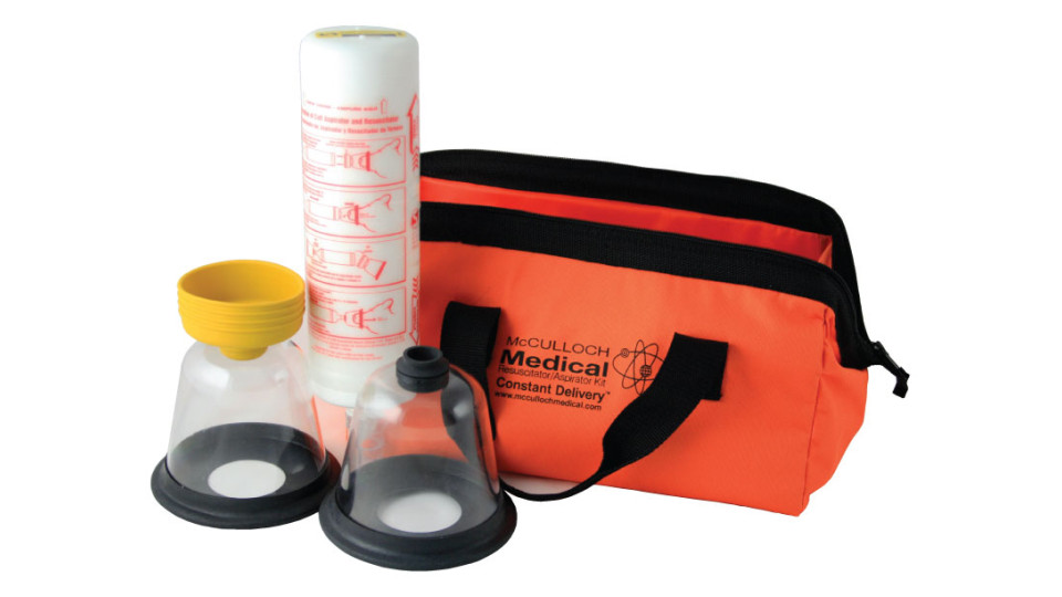 Resuscitators/Aspirators for new born lamb or calf
