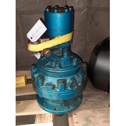 Milfos hydraulic drive unit & gearbox for rotary parlour